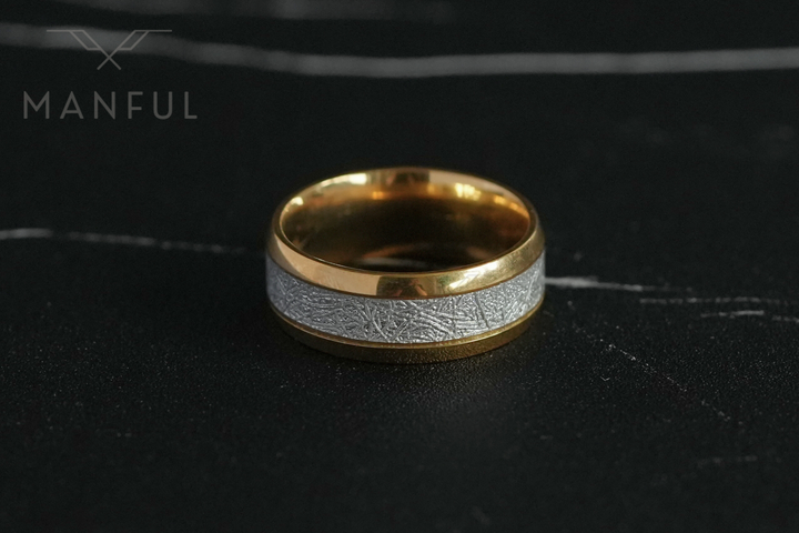 Frost Ring (Gold) - Manful