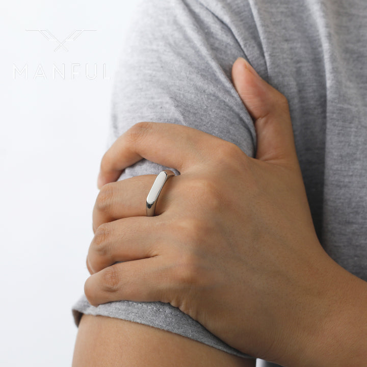 Narrow Rectangular Signet Ring - ManfulCo