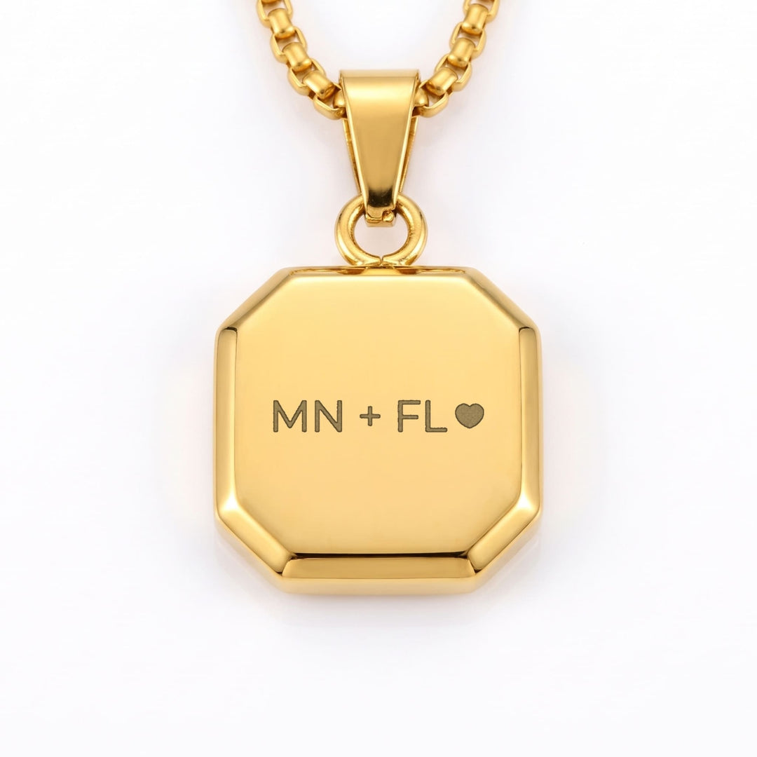 Onyx Square Necklace (Gold) engraving example: MN + FL with a heart on the plain gold back