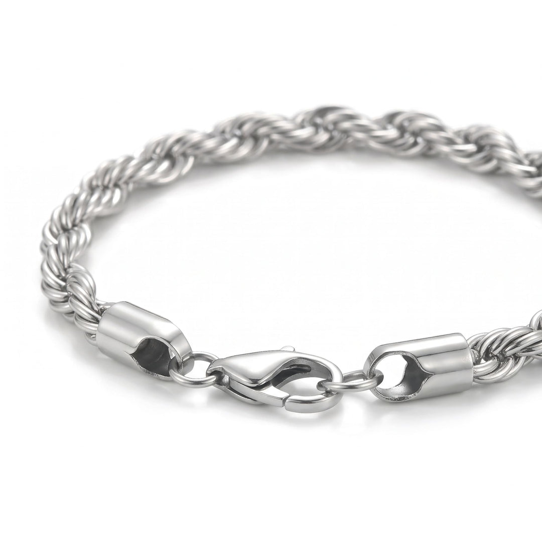Rope Chain Bracelet (Silver) close up on the lobster clasp and end caps